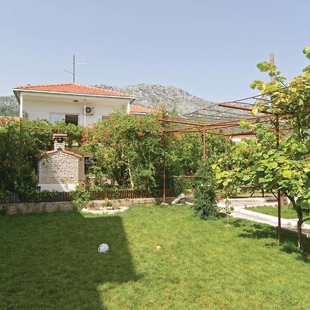 Lovely Apartment In Kastel Kambelovac With Wifi Kaštela Εξωτερικό φωτογραφία