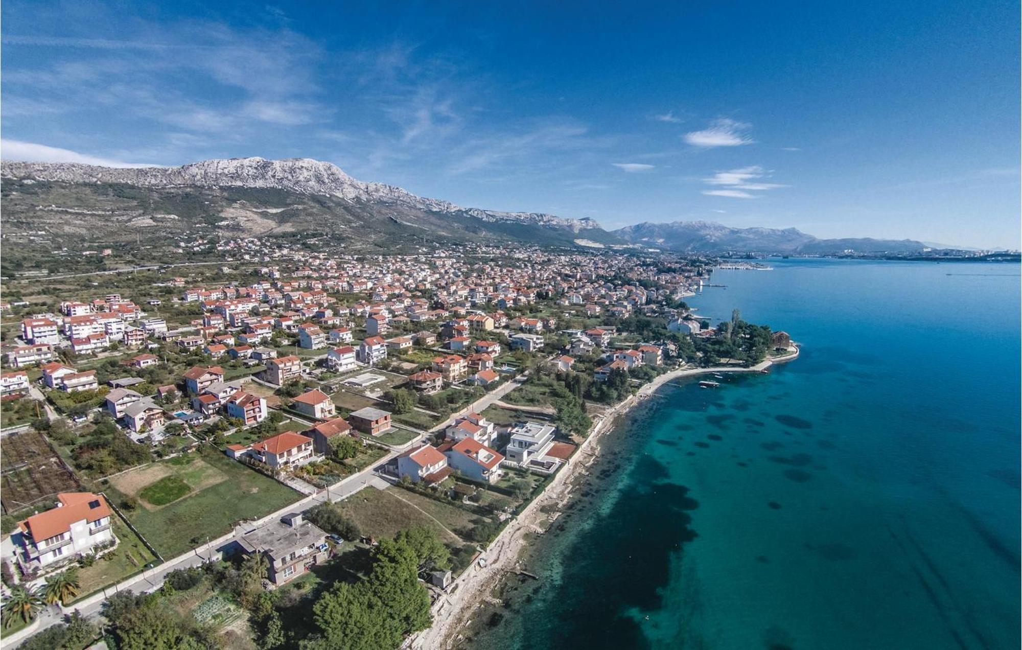 Lovely Apartment In Kastel Kambelovac With Wifi Kaštela Εξωτερικό φωτογραφία
